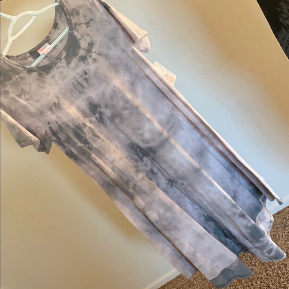 Lularoe Carly